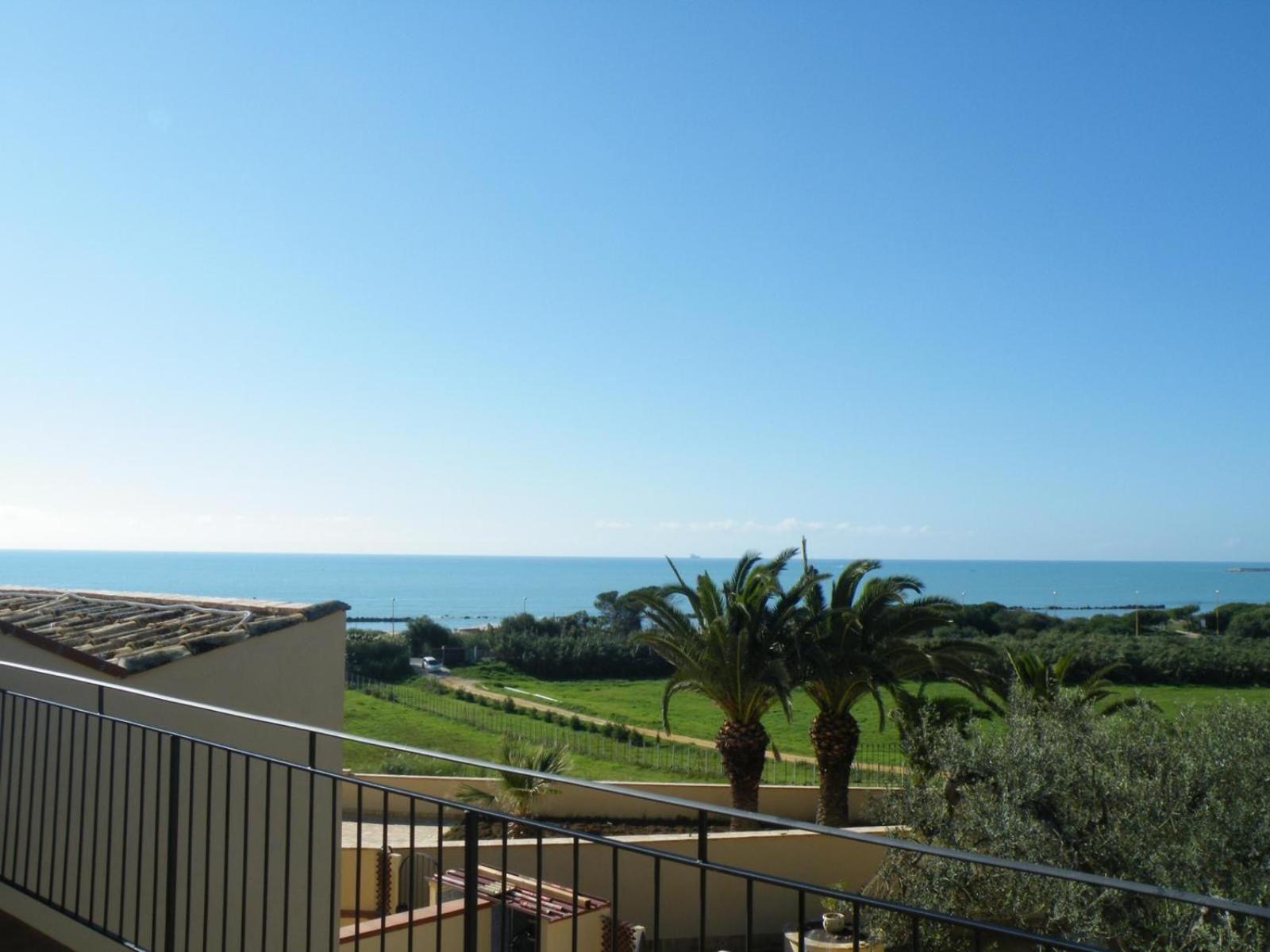 Apartmán Domus Mare Luxury San Leone Exteriér fotografie